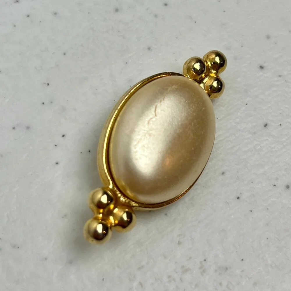 Vintage Gold Tone Brooch Faux Pearl Victorian Style Collar Pin